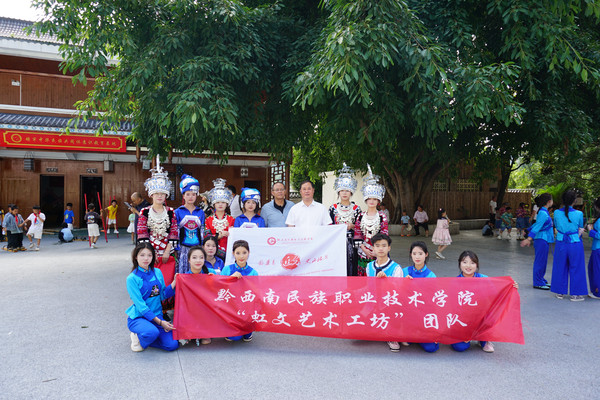 DSC09885.jpg